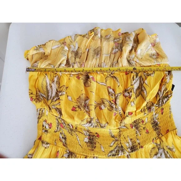 NWT Express Womens L Yellow Floral Off-the-Shoulder Smocked Ruffle Mini Dress - Picture 6 of 8
